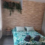 Dans Ancienne Corps De Ferme C Appartement *