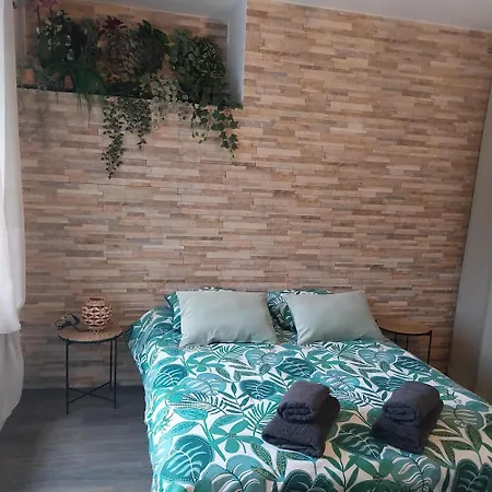 Dans Ancienne Corps De Ferme C Apartment *